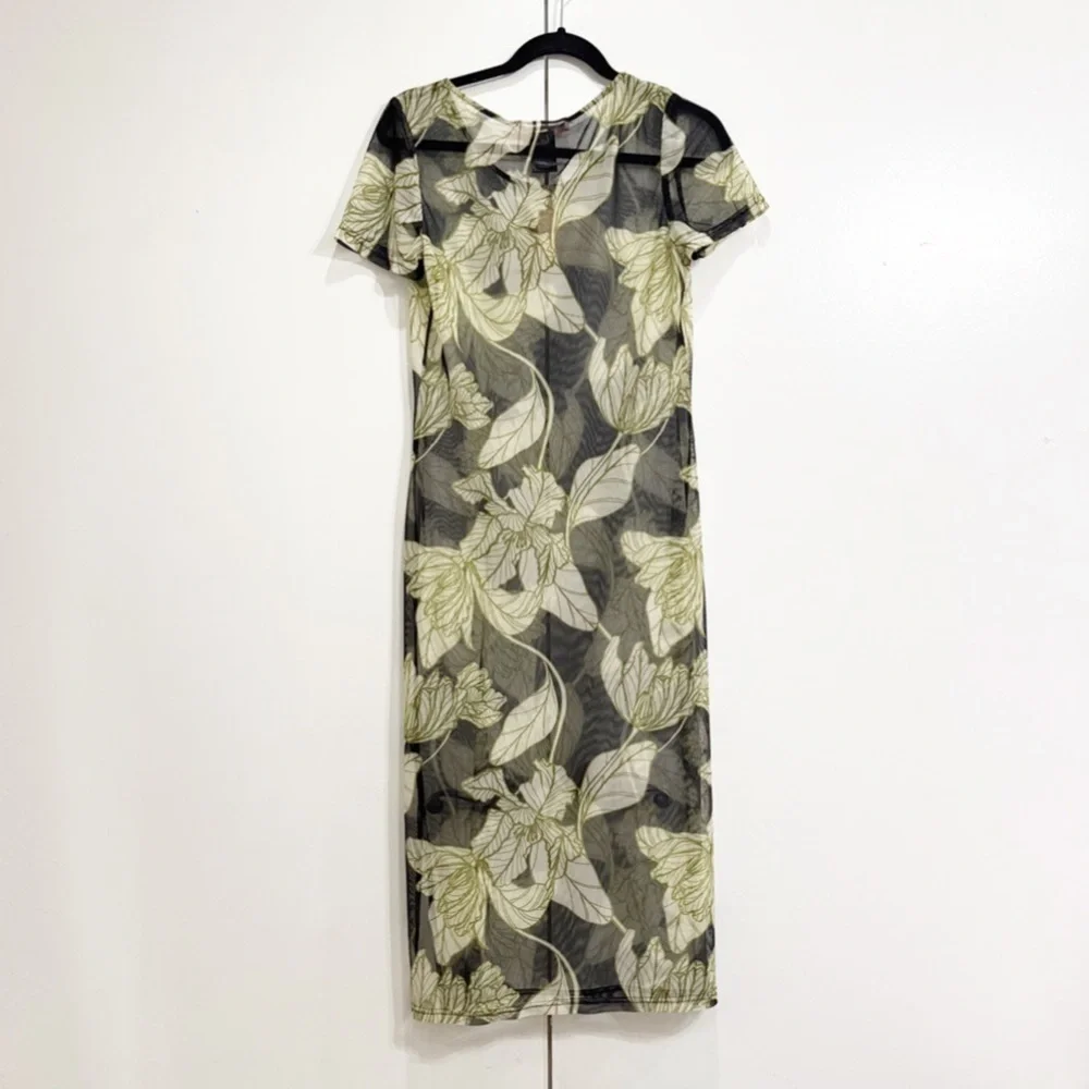 Hutch Boden Floral Mesh Cover Up Size Medium NEW